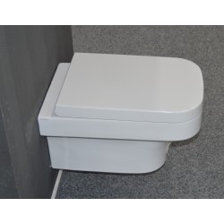 Závěsné WC TULIP FUSION s integrovanou bidetovou sprchou