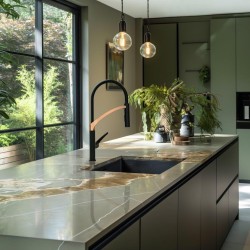 Dřezová baterie ULTIMA U-50 - černá-růžově zlatá