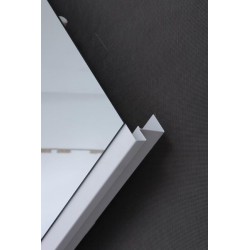 Kúpeľňový radiátor so zrkadlom INDIVI